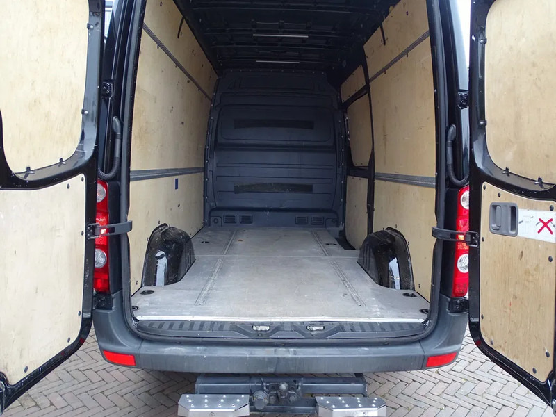 Легковой фургон Volkswagen Crafter 2.0TDI 80KW L2H2 AIRCO Navigatie mooie bus: фото 7